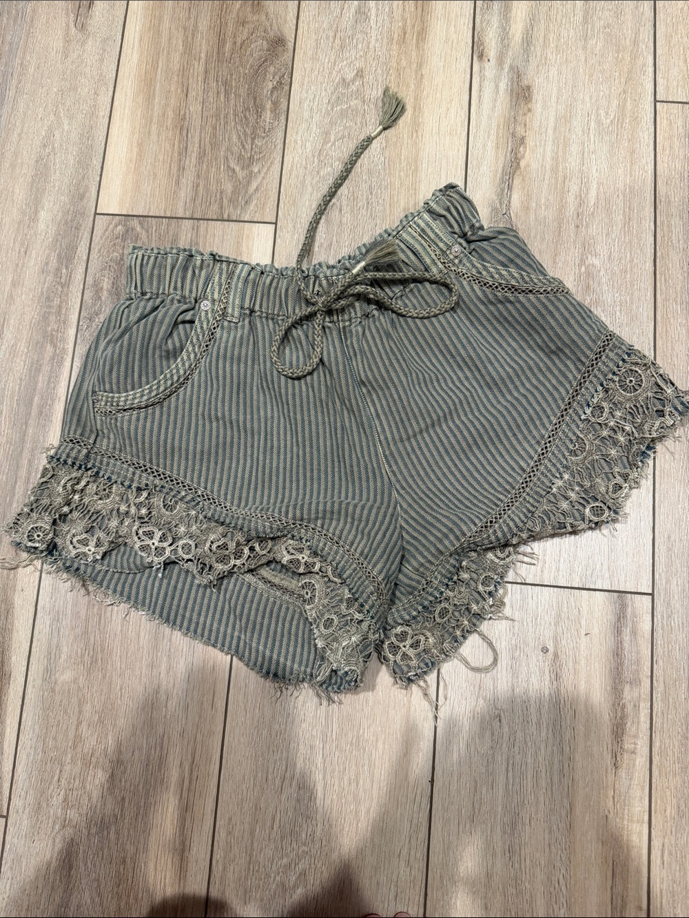 We the Free Shake It Railroad Shorts Bandit